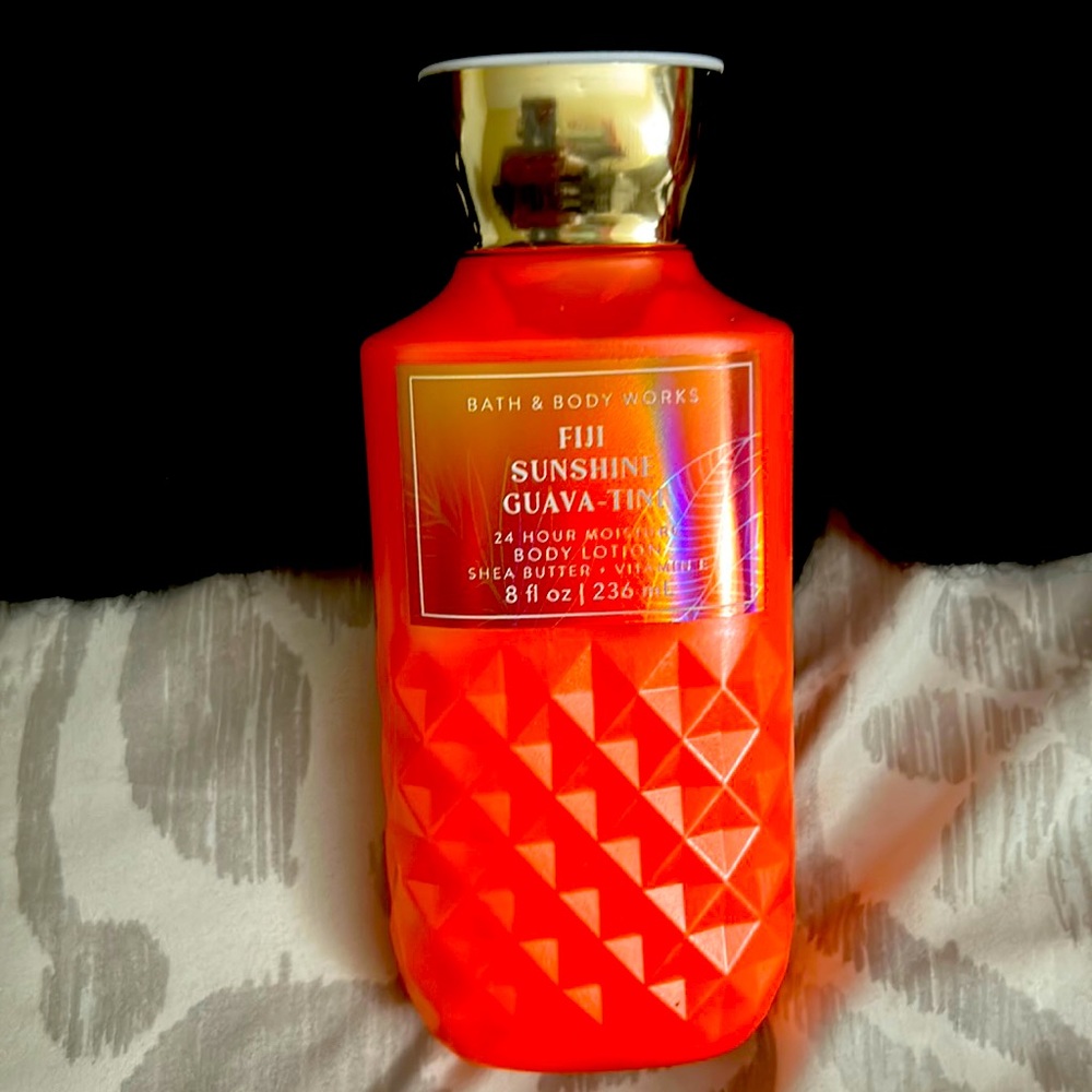 Fiji sunshine guava-tini lotion